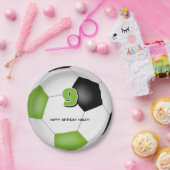 Heldergroen zwart voetbal kinderverjaardagsfeestje papieren bordje (Feest)