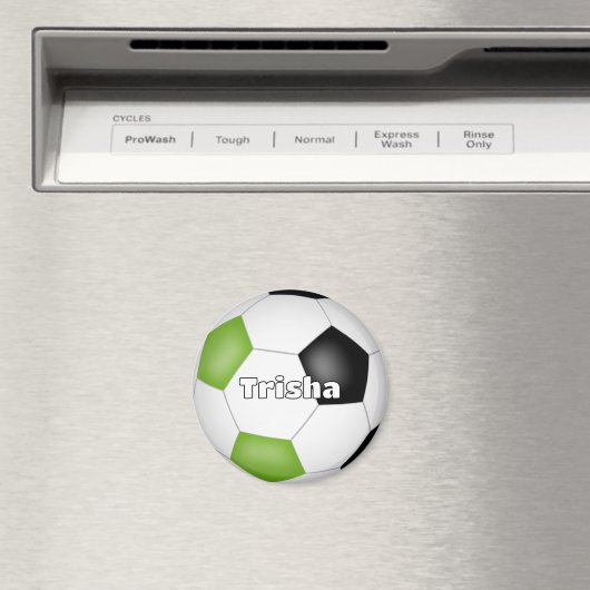 Heldergroen Zwart Voetbal Thema Custom Name Magneet (Insitu (Vaatwasser))