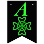 Heldergroene Ierse Keltische Knoop Ontwerp op Zwar Vlaggetjes (Tweede vlag)