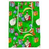 Heldergroene Kerstman & Elfen Kerstmis Medium Cadeauzakje (Achterkant)