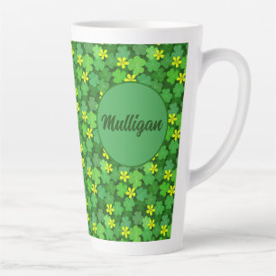 Heldergroene klaverkoffiemok latte mok