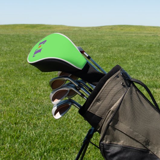 Heldergroene monogram golfheadcover (Insitu)