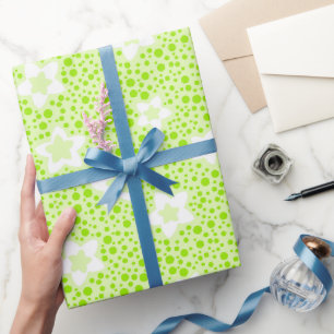 Heldergroene retro polka stippen met bloemmotief cadeaupapier