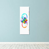 Helderheid met de regenboogvlinder canvas afdruk (Insitu (Houten vloer))