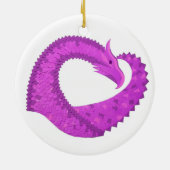 Helderheid paarse hartdraak op wit keramisch ornament (Achterkant)