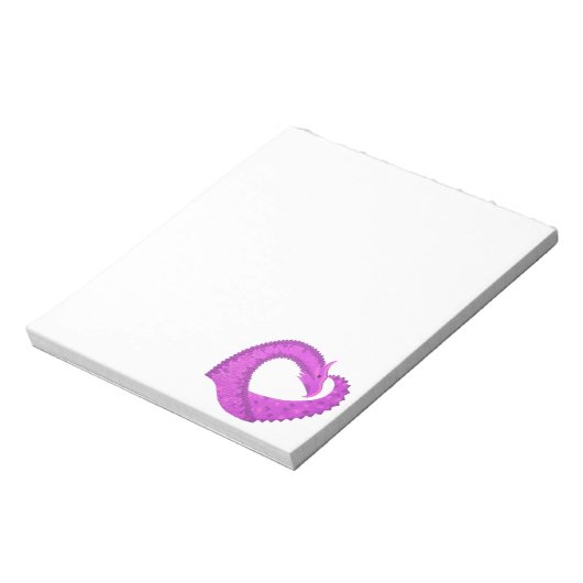 Helderheid paarse hartdraak op wit notitieblok (Linkerzijde)