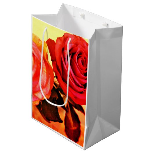 Helderheid Rozen Medium Cadeauzakje (Voorkant Gekanteld)