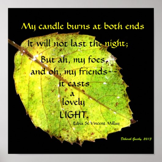 Helderheid van groen goud tegen zwart poster (Voorkant)