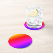 Helderkleurig stromend kleurveld, zeer goed ronde kartonnen onderzetter (Insitu)