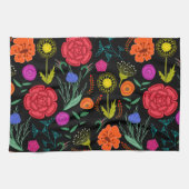 Helderkleurige bloemen op zwart theedoek (Horizontaal)