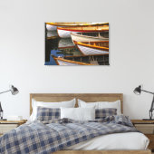 Helderkleurige boten aan het Wooden Boat Center Canvas Afdruk (Insitu (Slaapkamer))