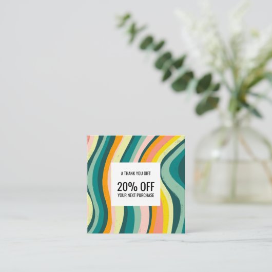 Helderkleurige krommende golven handgemaakte afbee kortingskaartje (Staand voorkant)