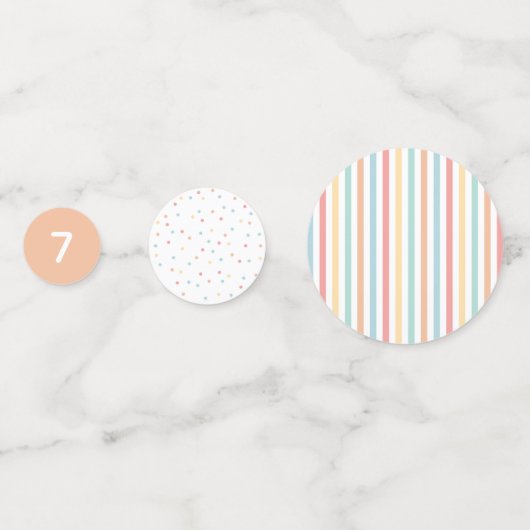 Helderkleurige streep en vlekverjaardagdecor confetti (Achterkanten)
