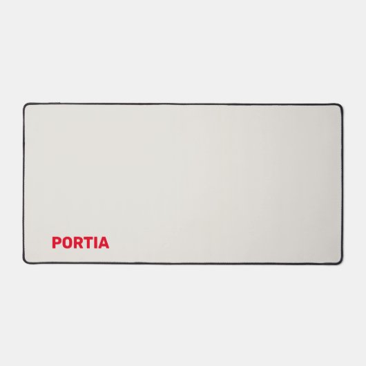 Helderrode aangepaste naam effen grijs bureaumat (Voorkant)