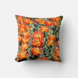 Helderrode oranje gembertulpen kussen