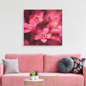Helderroze bloemen canvas afdruk (Insitu (Woonkamer))