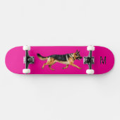 Helderroze Duitse herdershond Afbeelding monogram Persoonlijk Skateboard (Horizontaal)