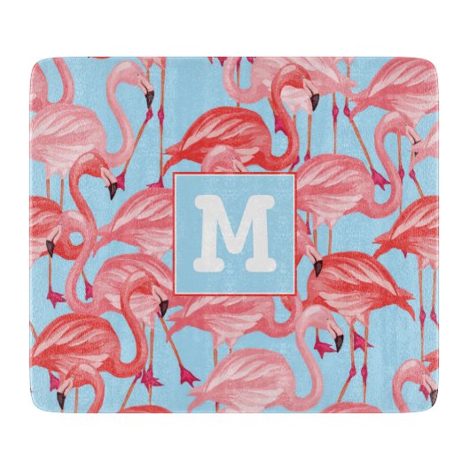 Helderroze lamingos op blauw | Voeg je Initiaal to Snijplank (Voorkant)