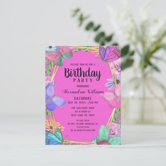 Helderroze Paarse bloemvlinder Verjaardag Uitnodiging Briefkaart (Staand voorkant)