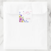 Helderroze paarse wilde bloem is onderweg #6 vierkante sticker (Tas)