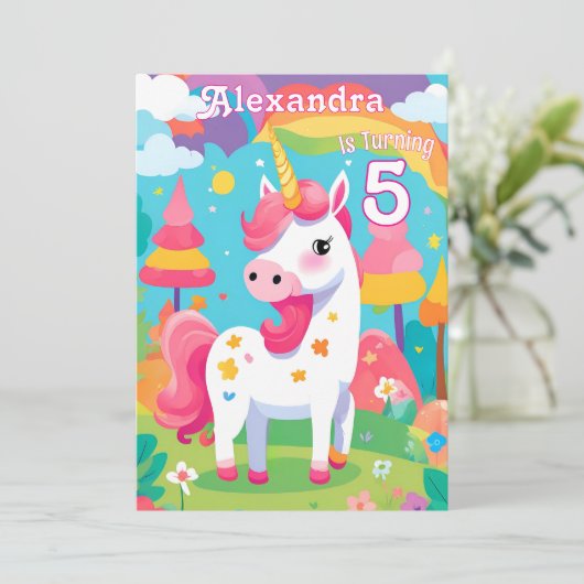 Helderroze Schattigee Eenhoorn Verjaardagsuitnodig Kaart (Staand voorkant)