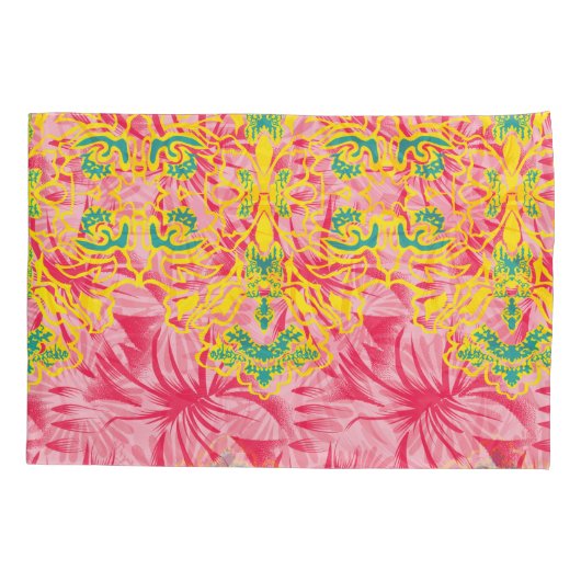 Helderroze stof met levendig bloemmotief kussensloop (Achterkant-Links)