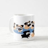Hele Lotta Pugs (blauw) Koffiemok (Voorkant links)
