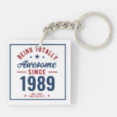 Helemaal Geweldige verjaardagscadeau zijn | Gepers Sleutelhanger (Achterkant)