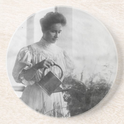 Helen Keller Watering Planten Portret Zandsteen Onderzetter (Voorkant)