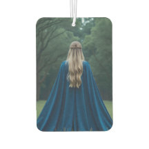 Helena Chevalier aan de rand van het bos