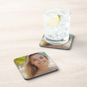 Helena's Paradise: Een Kustdroom Plastic Bier Onderzetter (Rechterzijde)