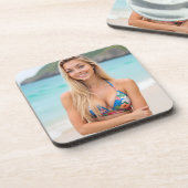 Helena's Tropische Ontsnapping: Beachside Bliss Pl Bier Onderzetter (Linkerzijde)