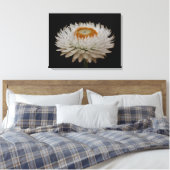 Helichrysum Flower Canvas Print (Insitu (Slaapkamer))