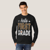 Hello 1st Grade Leopard Print First Grade Teacher T-shirt (Voorkant volledig)