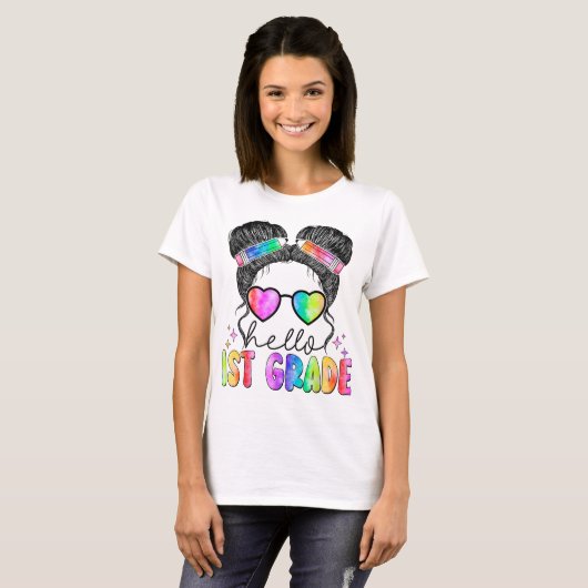 Hello First Grade Teacher Coquette Pencil Bow T-shirt (Voorkant volledig)
