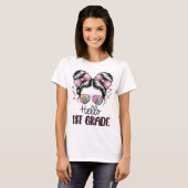 Hello First Grade Teacher Coquette Pencil Bow T-shirt (Voorkant volledig)
