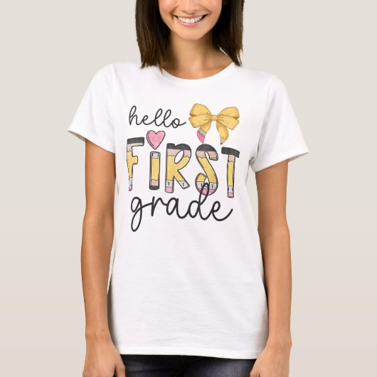 Hello First Grade Teacher Coquette Pencil Bow T-shirt (Voorkant)