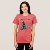 Helm Diver Rijden op een Barracuda Fish URM Tri-Blend Shirt (Voorkant volledig)