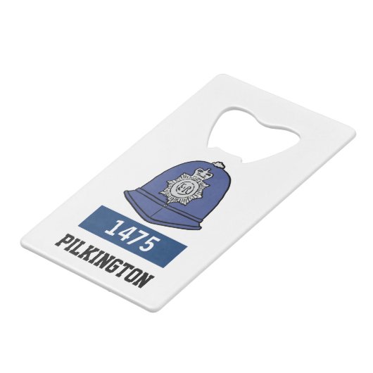 Helm voor politieconstable in het Verenigd Koninkr Creditkaart Flessenopener (Voorkant Gekanteld)