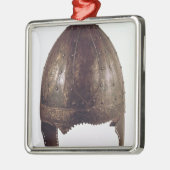 Helmet uit Vezeronce Metalen Ornament (Links)