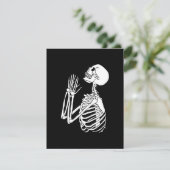 Help me Skeleton bidden op een Feestdagenkaart (Staand voorkant)