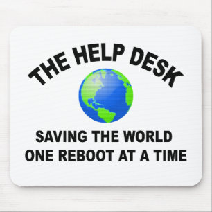 Helpdesk redt de wereld één reboot tegelijk muismat