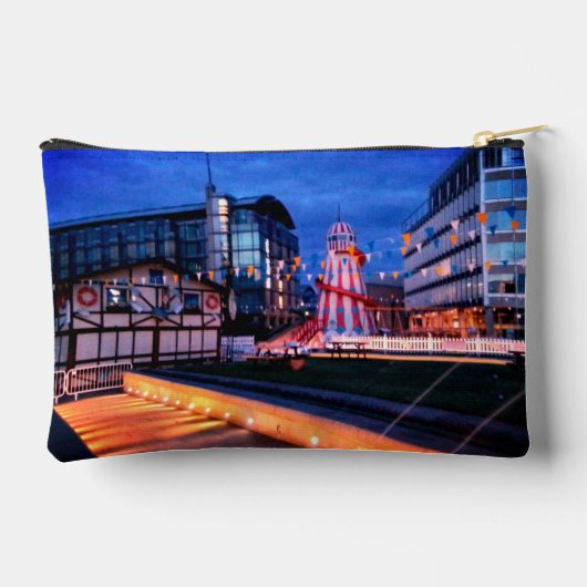 Helter- skelter etui (Achterkant)