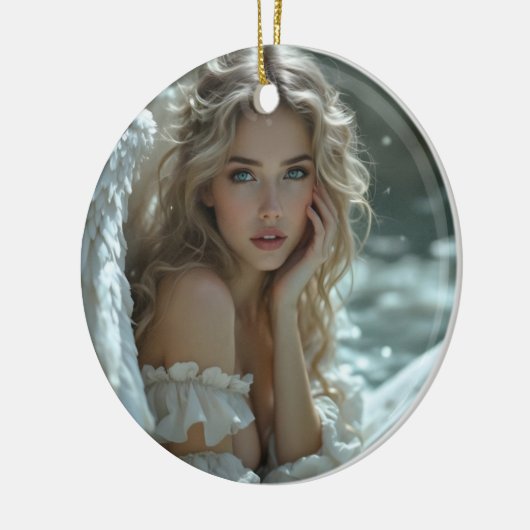 Hemel in haar ogen: Engel van stille verwondering Keramisch Ornament (Links)