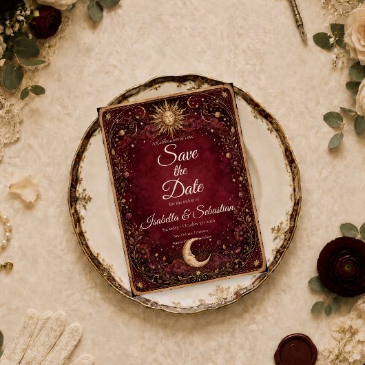 Hemelgotische bruiloft met stemming save the date