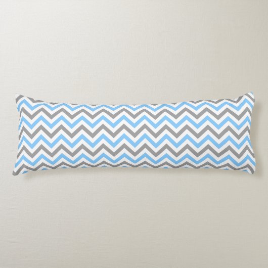 Hemelsblauw, donkergrijs wit groot Chevron ZigZag Lichaamskussen (Voorkant)