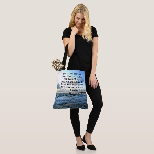 HEMELSE JEREMIA 29:11 ONTWERP VAN DE SCHRIFT TOTE BAG (Op model)