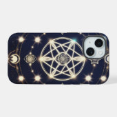 Hemelse Maan Cyclus Mandala – Heilige Geometrie iPhone 15 Case (Achterkant horizontaal)