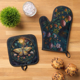 Hemelse Mot en Maanfasen – Betoverde Nacht Ovenwant & Pannenlap Set