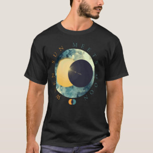 Hemelse Zon Ontmoet Maanfasen Kosmische Ruimte Ast T-shirt
